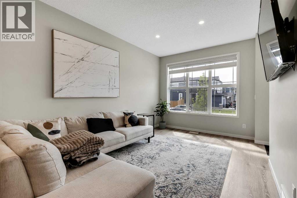 46 Creekstone Path SW, Pine Creek, Calgary photo 4