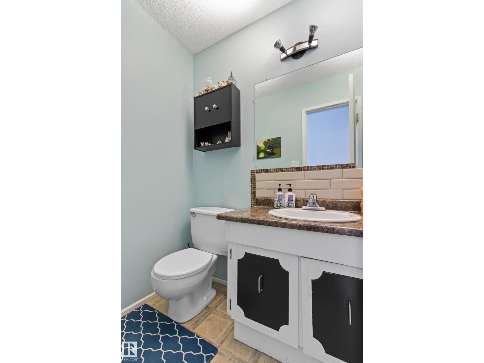 5403 43 AV - Image 35