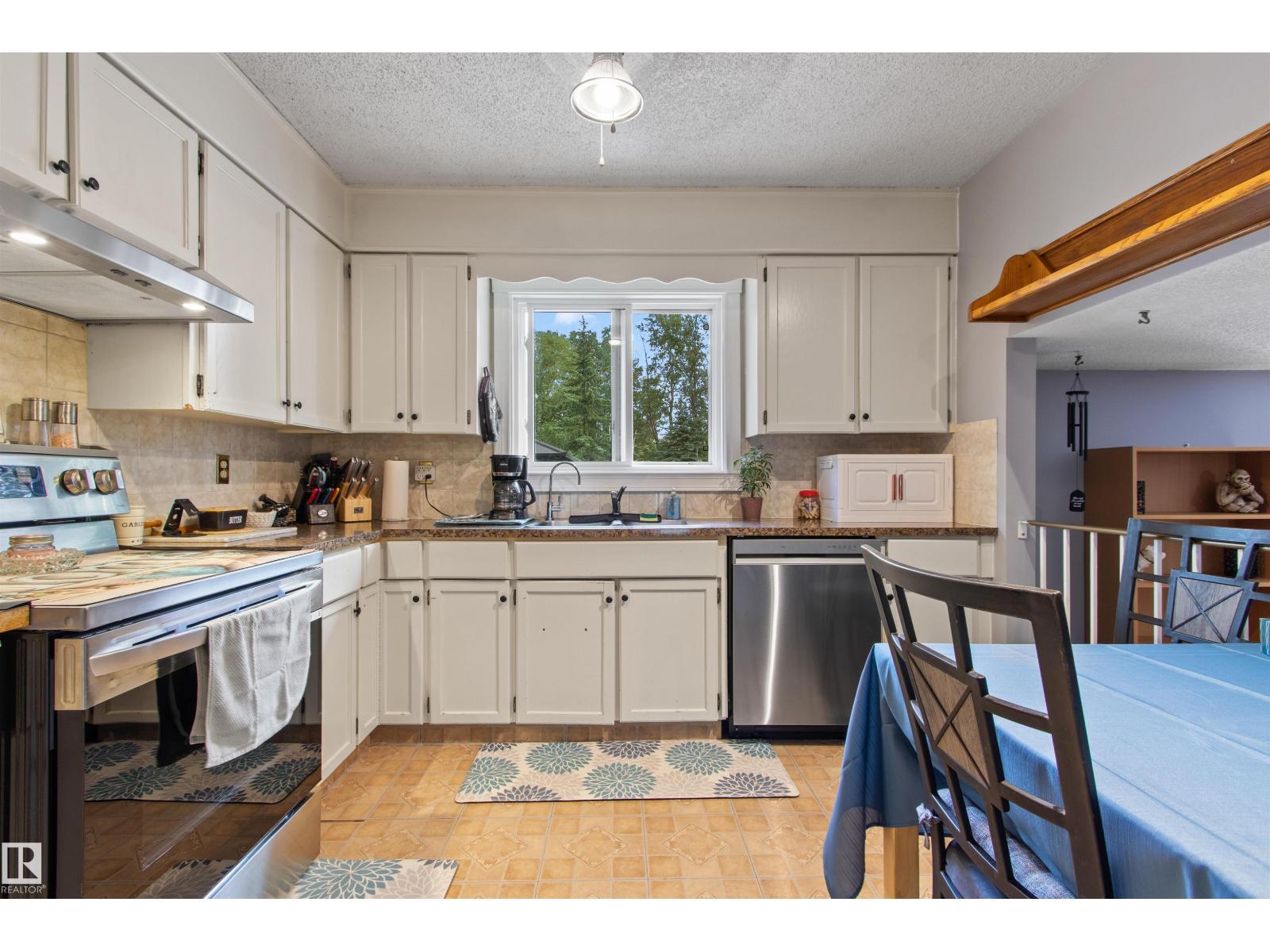 5403 43 AV - Image 28