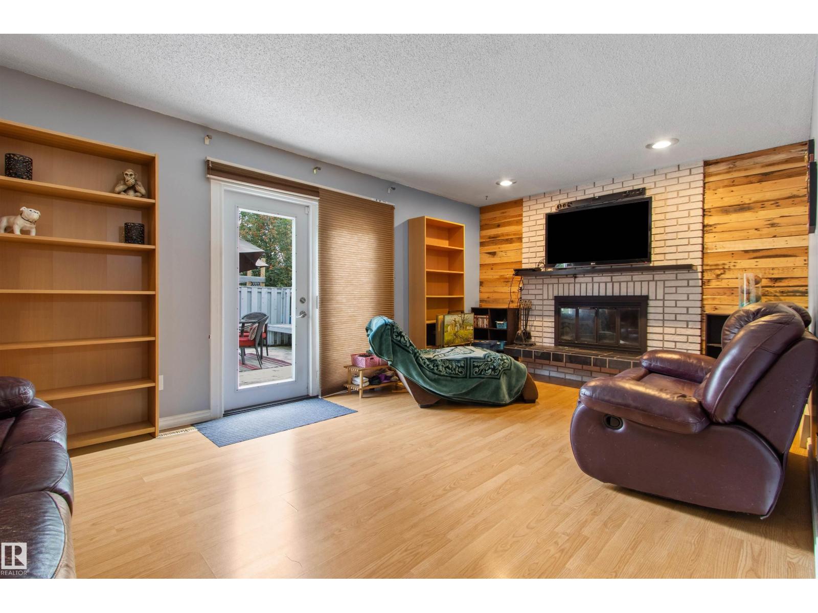 5403 43 AV - Image 33