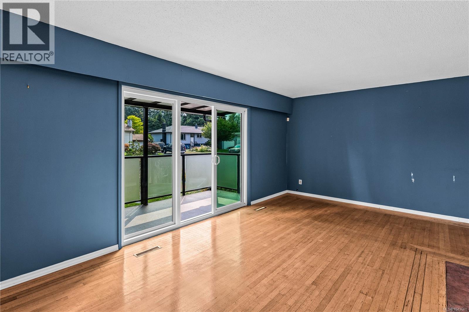 430 Elizabeth Rd - Image 25