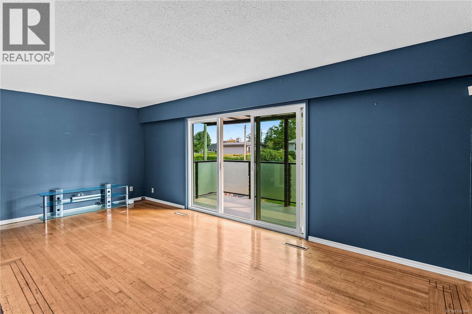 430 Elizabeth Rd - 26
