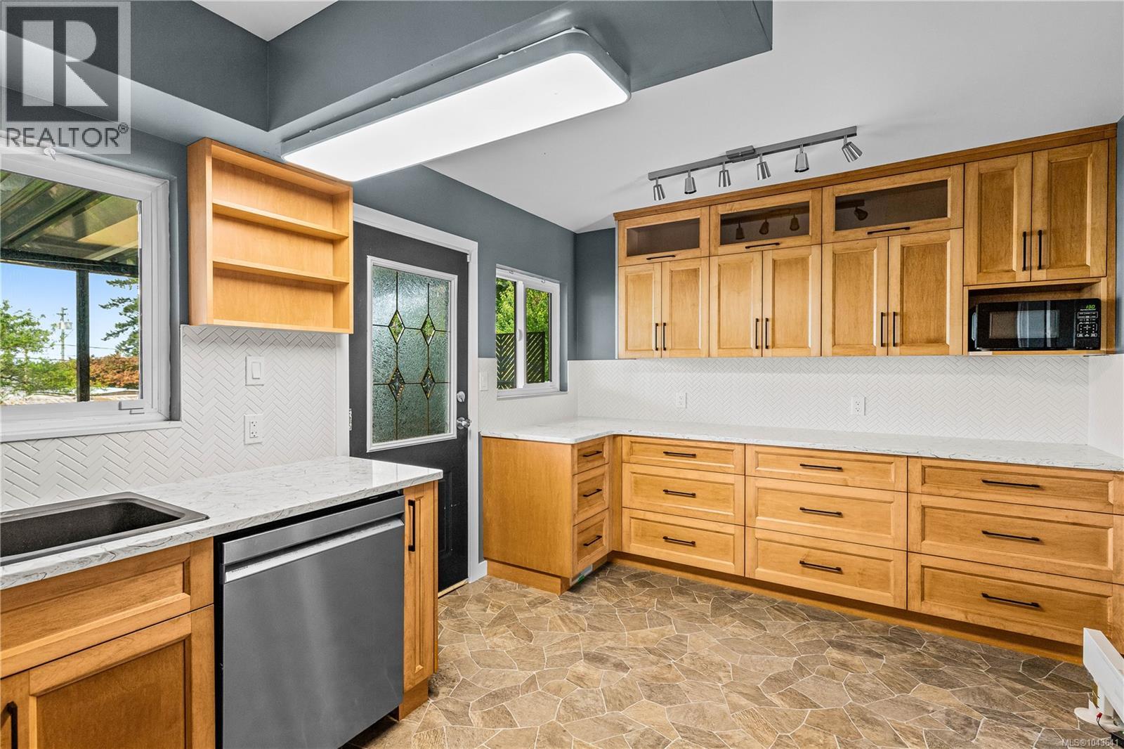 430 Elizabeth Rd - 31