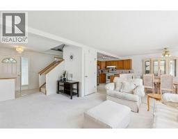 5pc Bathroom - 10521 Hidden Valley Drive Nw, Calgary, AB T3A5W8 Photo 8
