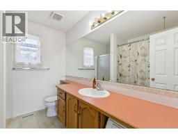 10521 Hidden Valley Drive Nw, Calgary, AB T3A5W8 Photo 19
