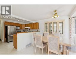 4pc Bathroom - 10521 Hidden Valley Drive Nw, Calgary, AB T3A5W8 Photo 9