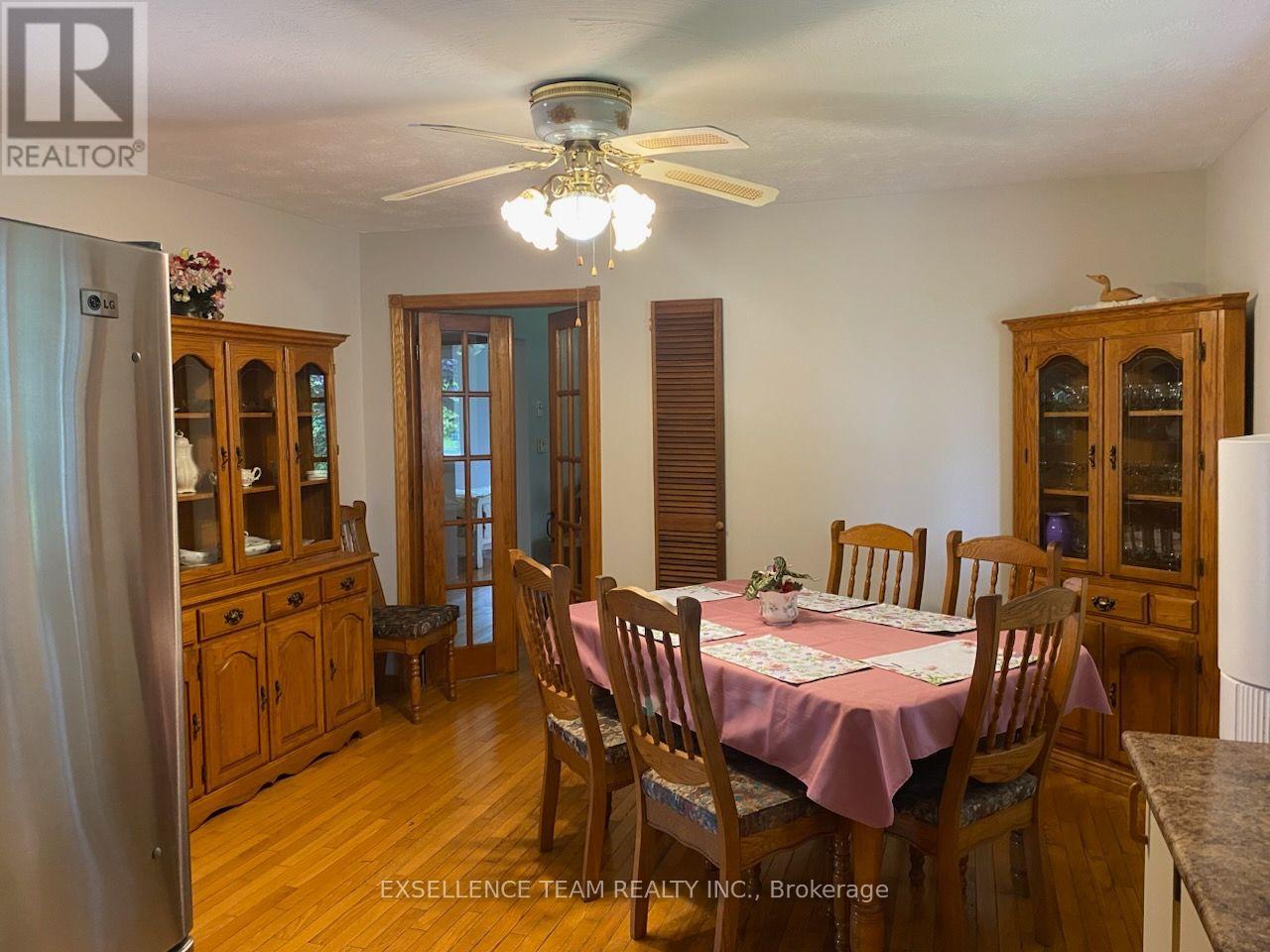 20596 CONC 5 CONCESSION - 12