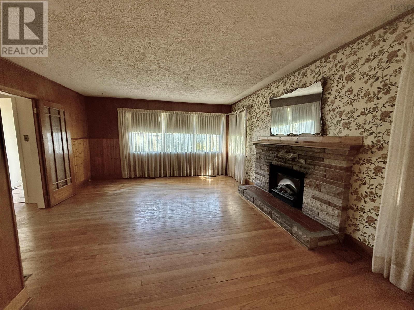 Property 7 of 23 of 674 Hammonds Plains Road