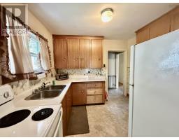 674 Hammonds Plains Road, Bedford, NS B4B1A7 Photo 9