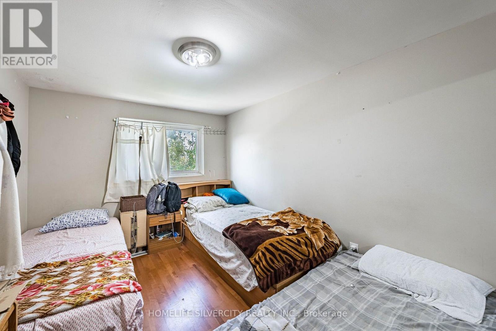 7635 ANAKA DRIVE - Image 30