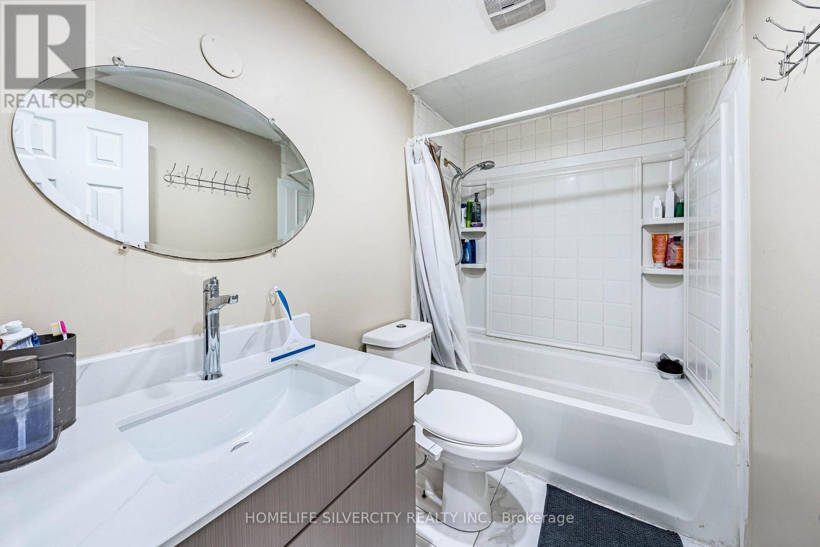 7635 ANAKA DRIVE - Image 33