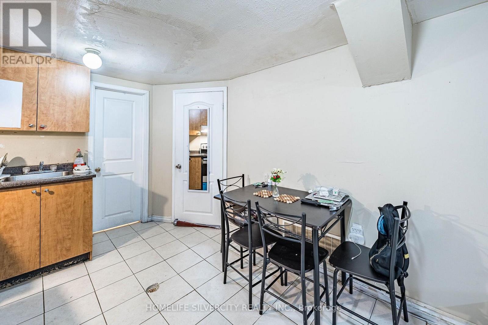 7635 ANAKA DRIVE - Image 39