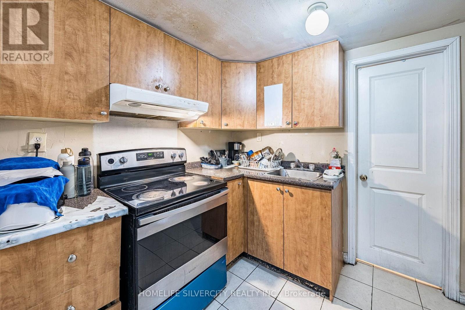 7635 ANAKA DRIVE - Image 40