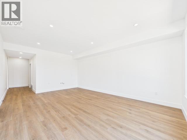 4839 LESLEY CRES - Image 35