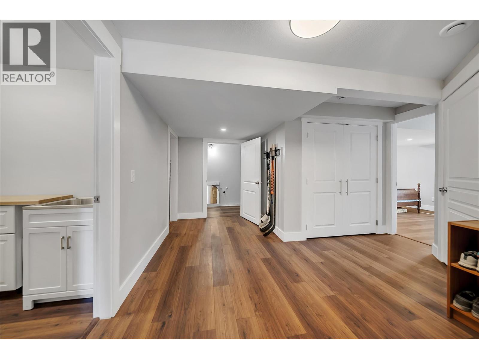 2310 Shannon Heights Place - 25