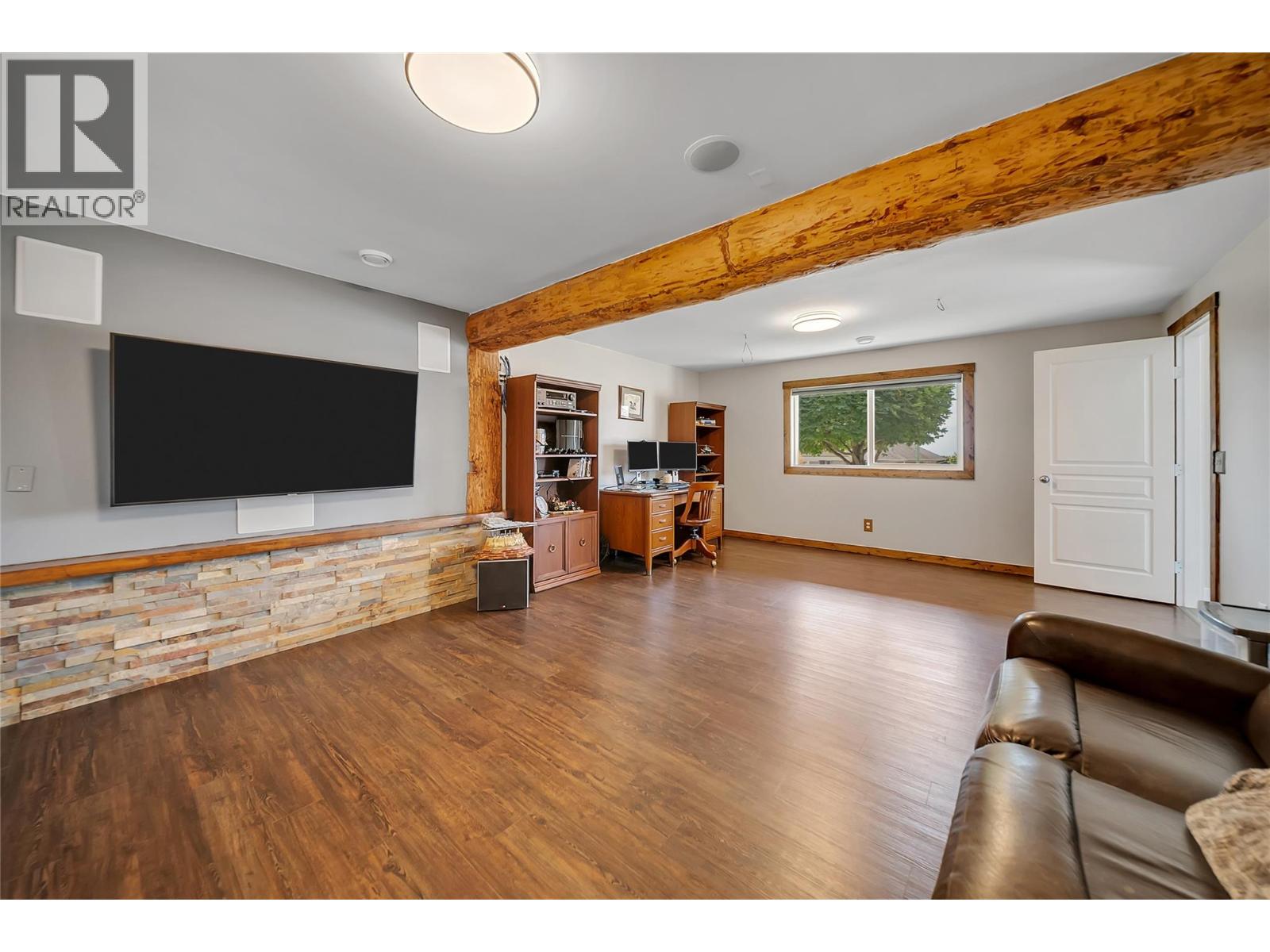 2310 Shannon Heights Place - Image 24