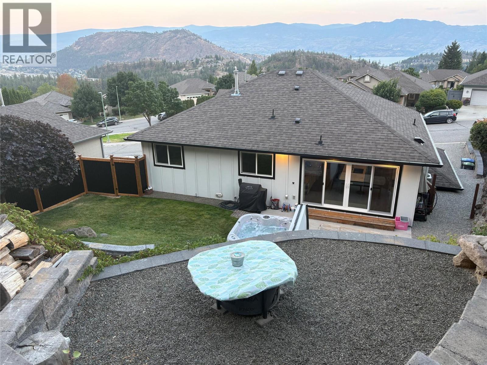 2310 Shannon Heights Place - Image 38