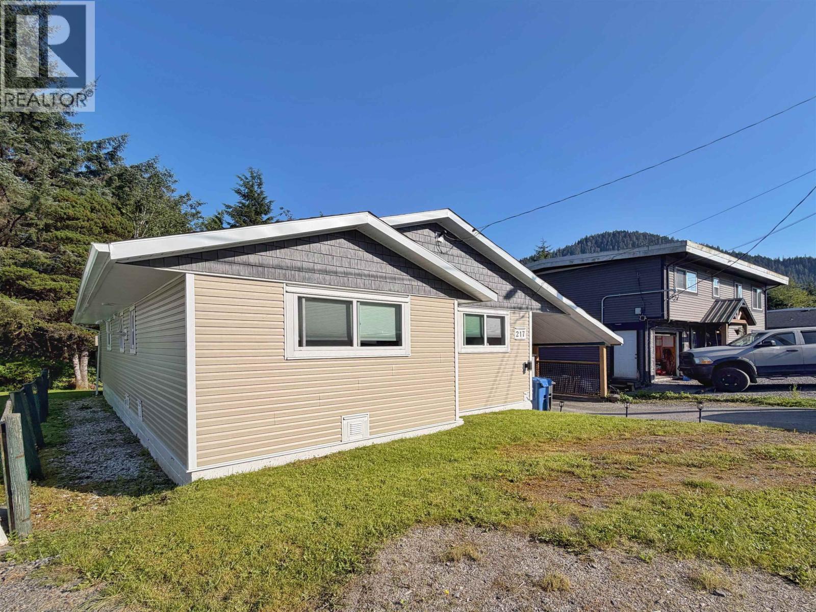 217 CRESTVIEW DRIVE