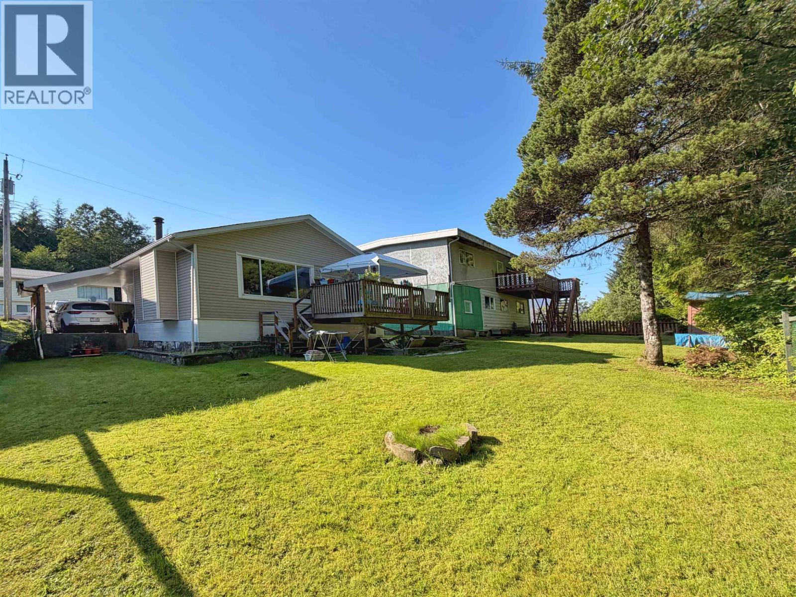 217 CRESTVIEW DRIVE - 4
