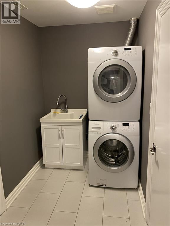 1 Bed, 1 Bath Apartment for Rent in East York – 52 DENVALE Road Unit# LOWER, East York - Image 4