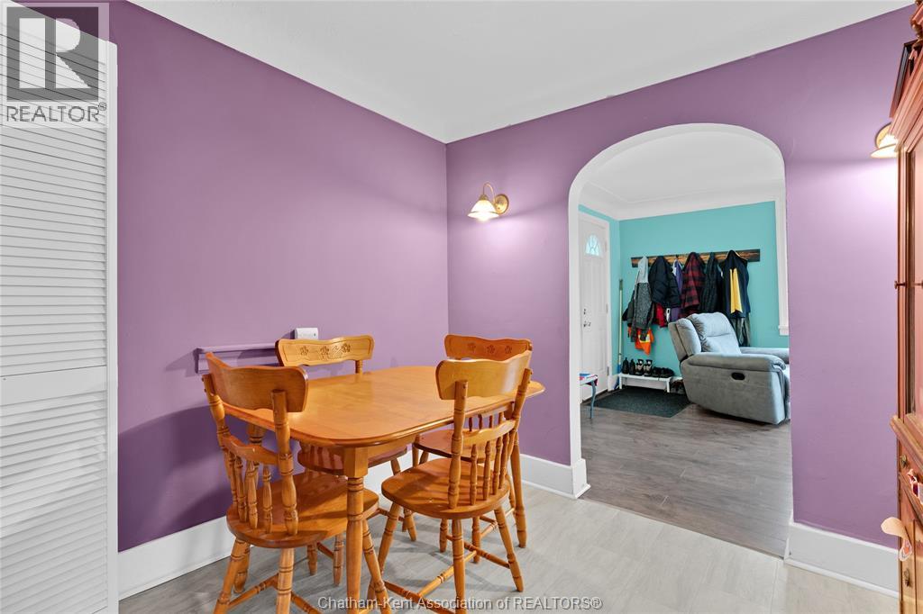 41 WOODS STREET - 8