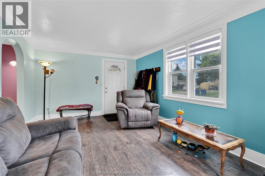 41 WOODS STREET - 5