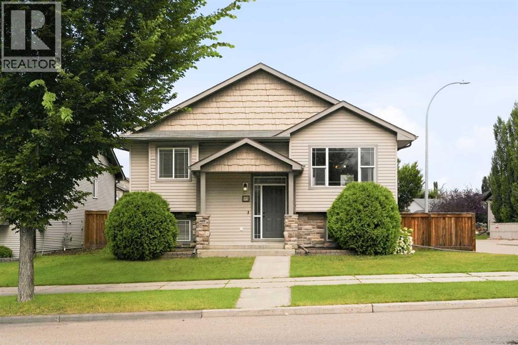 Property for sale at 95 Inglewood Drive