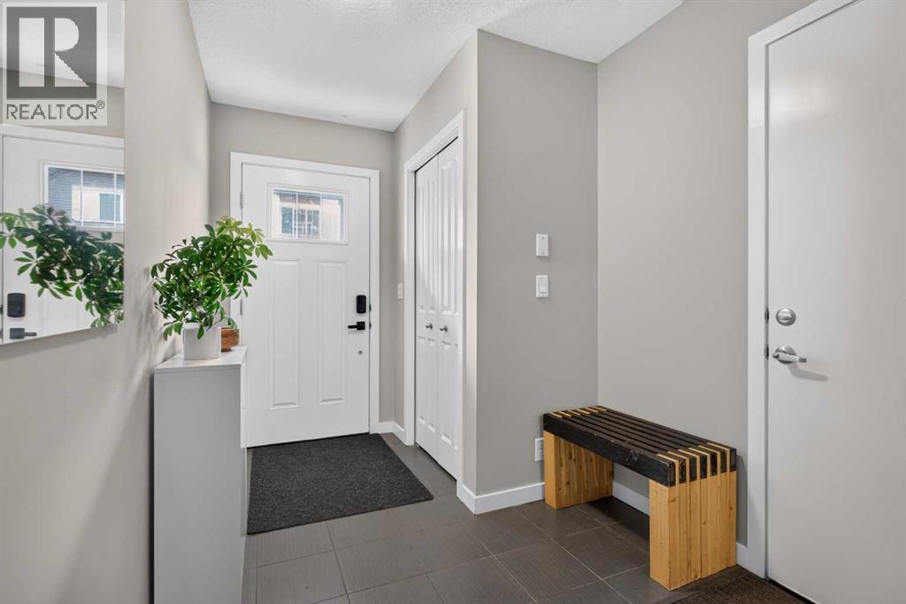 98 Copperstone Common SE, Copperfield, Calgary photo 3
