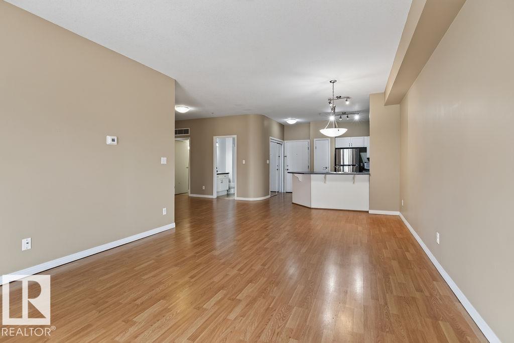 #205 4304 139 AV NW - 15