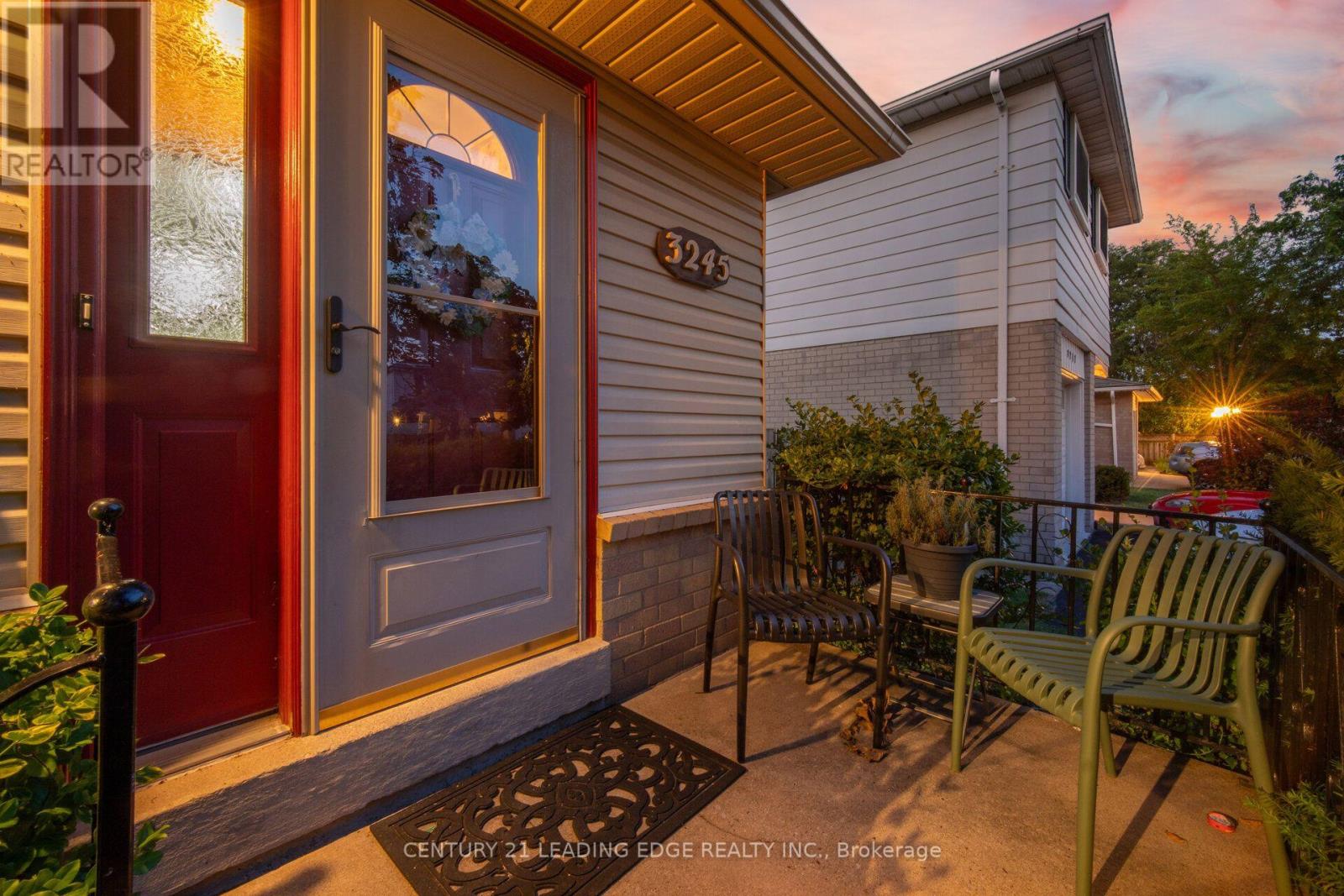 3245 LANSDOWN DRIVE - 5