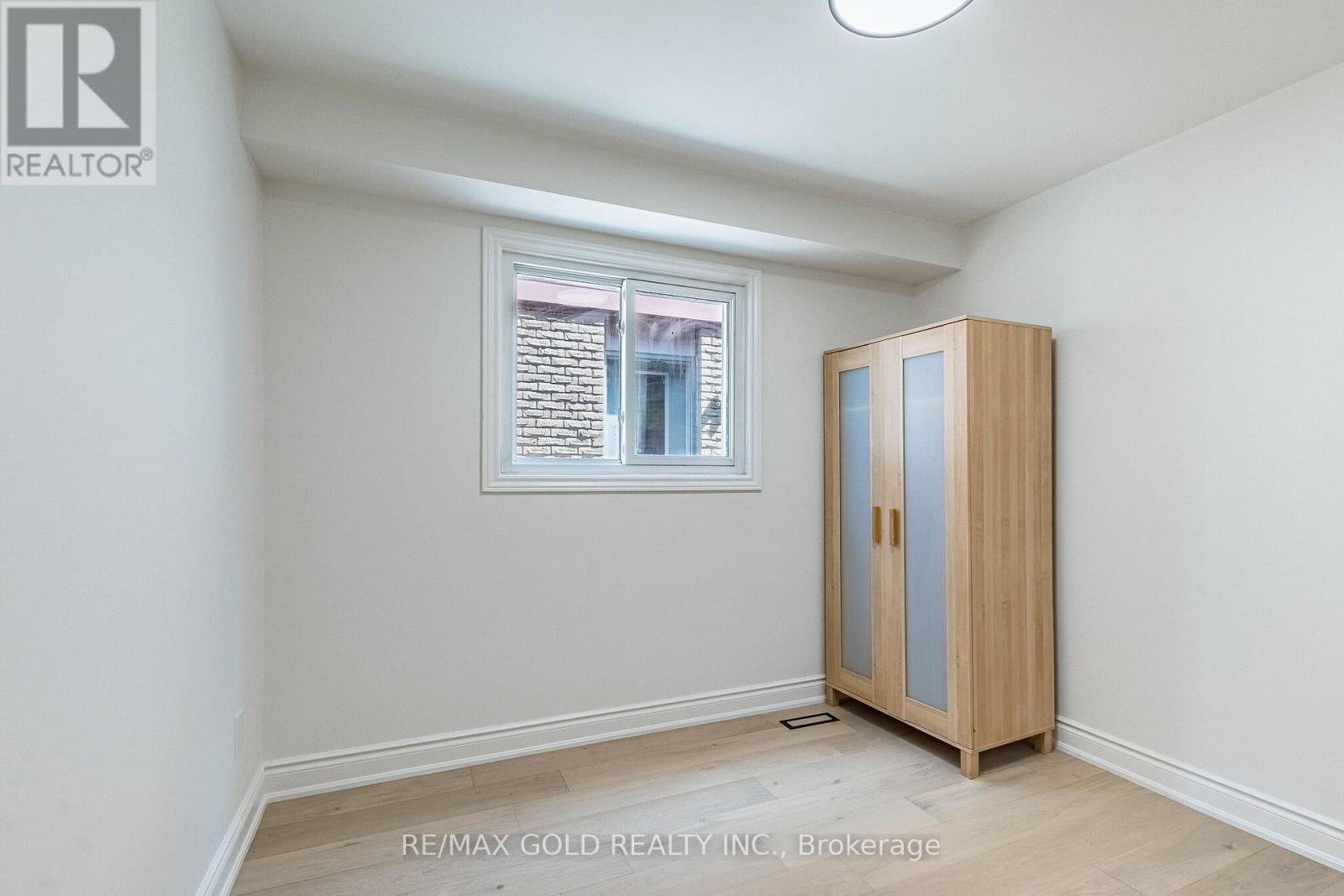124 BANTING CRESCENT - Image 29