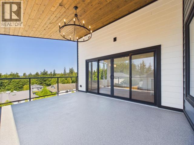 4835 LESLEY CRES - Image 26