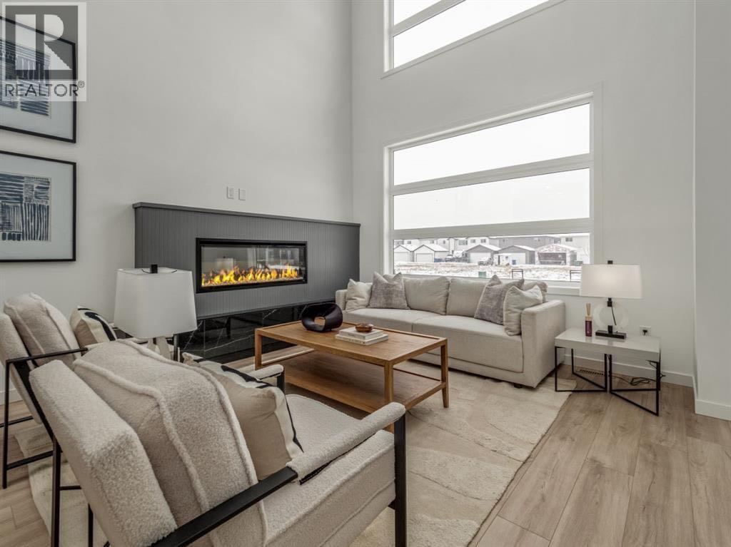2911 47 Street S - 3