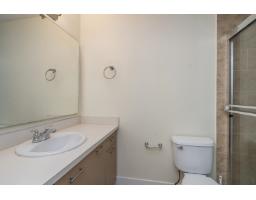 D2 19319 72 Avenue, Surrey, BC V4N5X9 Photo 21