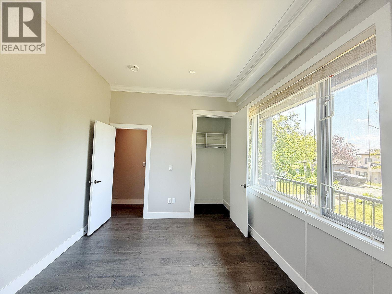 2 Bed, 1 Bath House for Rent in Burnaby – 45xx NAPIER STREET, Burnaby – MLS# R3156141 - Image 3