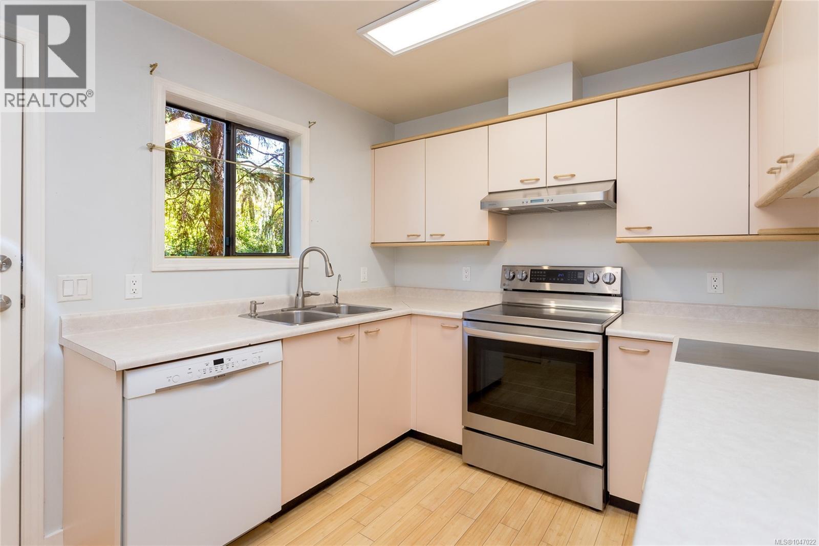 #2 639 Kildew Rd - Image 15