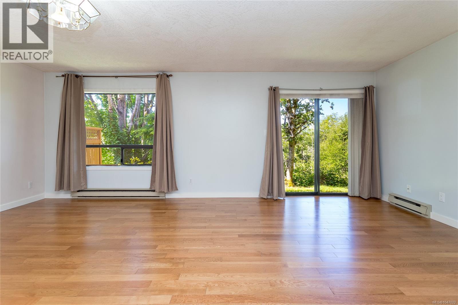 #2 639 Kildew Rd - 19