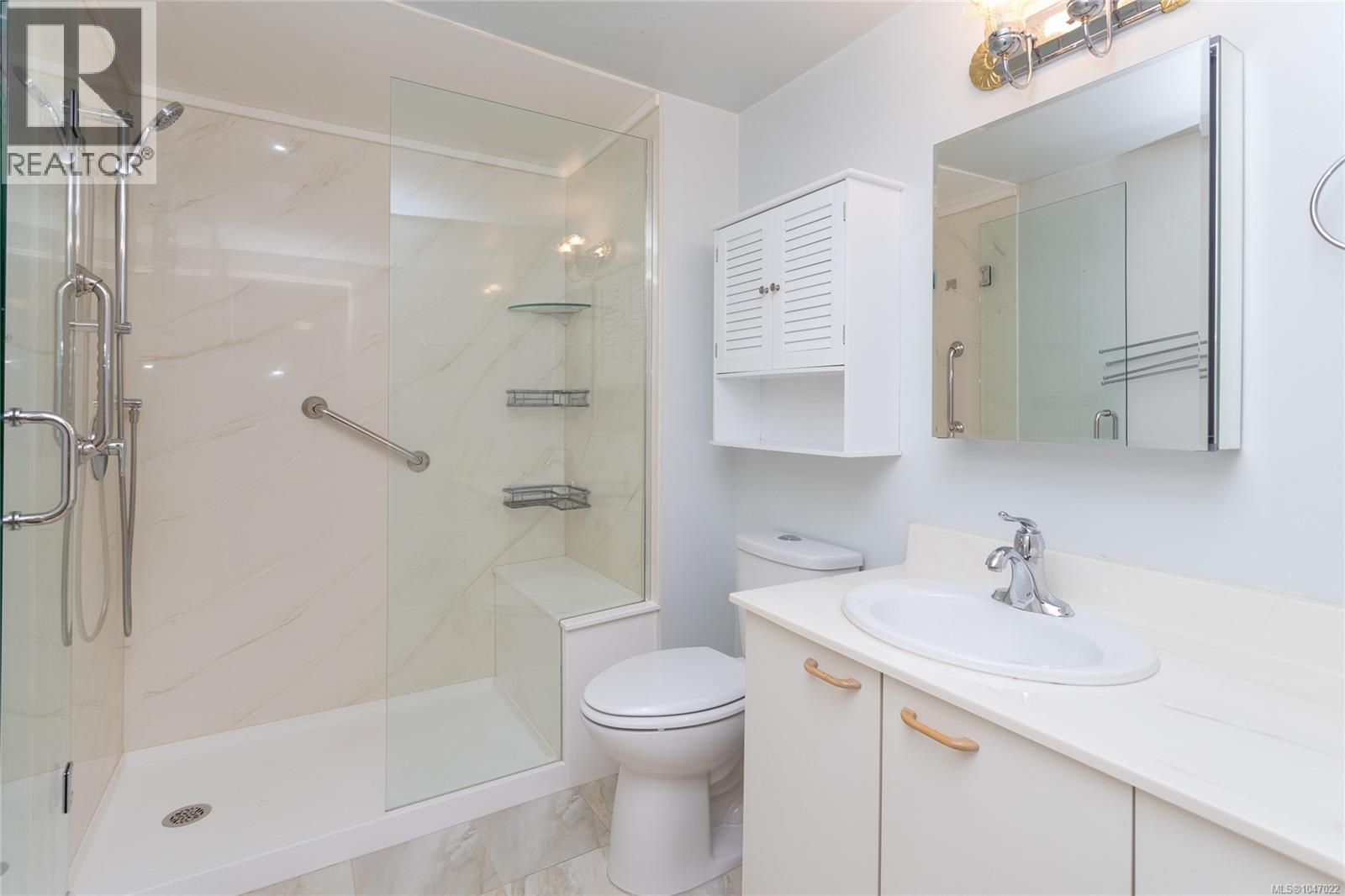 #2 639 Kildew Rd - Image 26