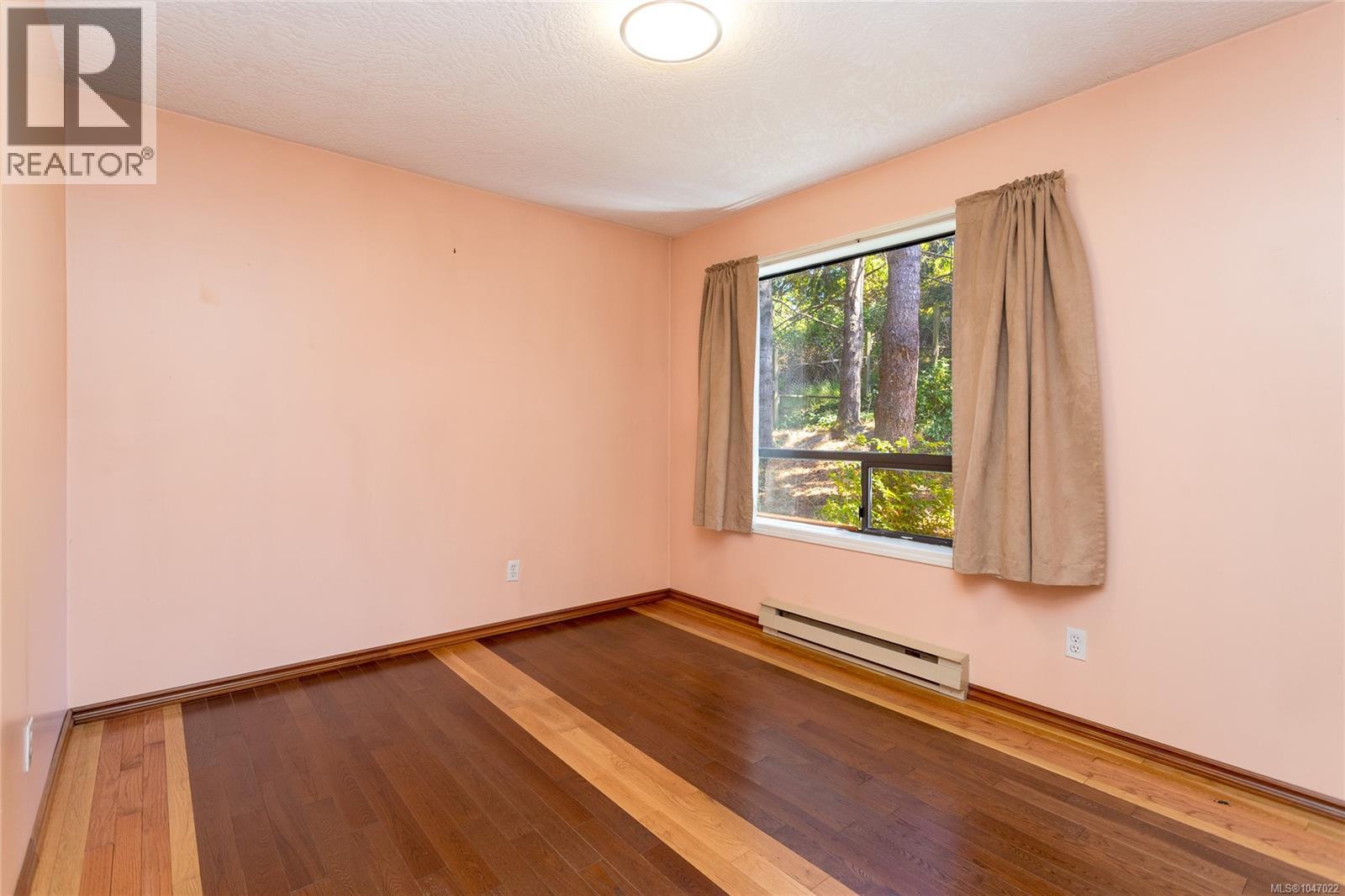 #2 639 Kildew Rd - 27