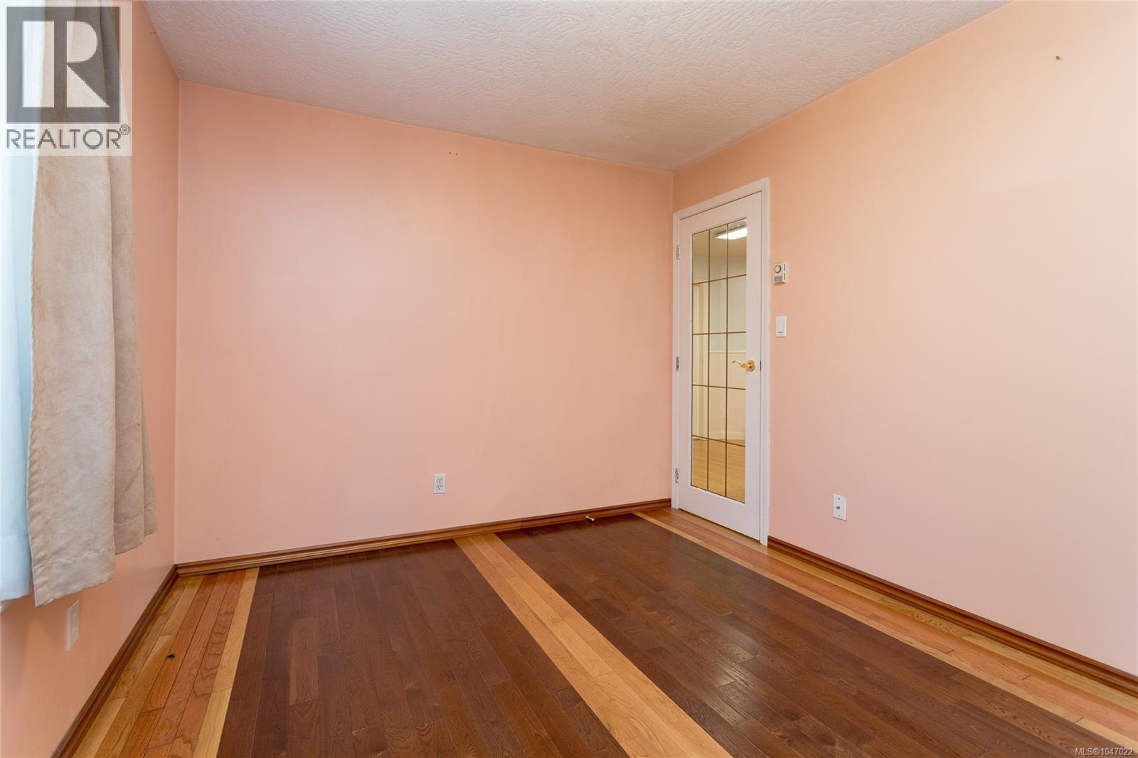 #2 639 Kildew Rd - Image 28