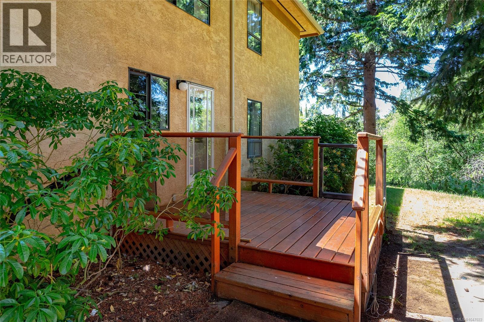 #2 639 Kildew Rd - 31