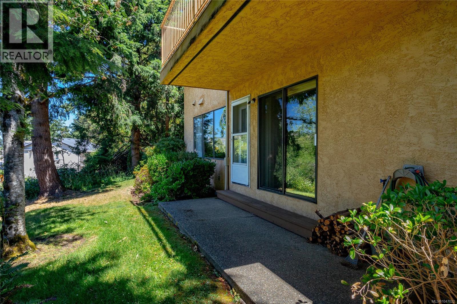 #2 639 Kildew Rd - 36