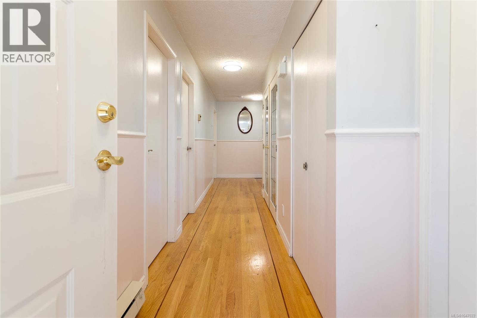 #2 639 Kildew Rd - Image 5