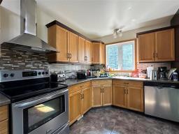 51086 305 Highway, St Claude, MB R0G1Z0 Photo 12
