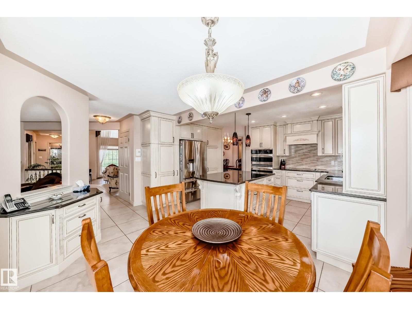 17416 53 AV NW - 12