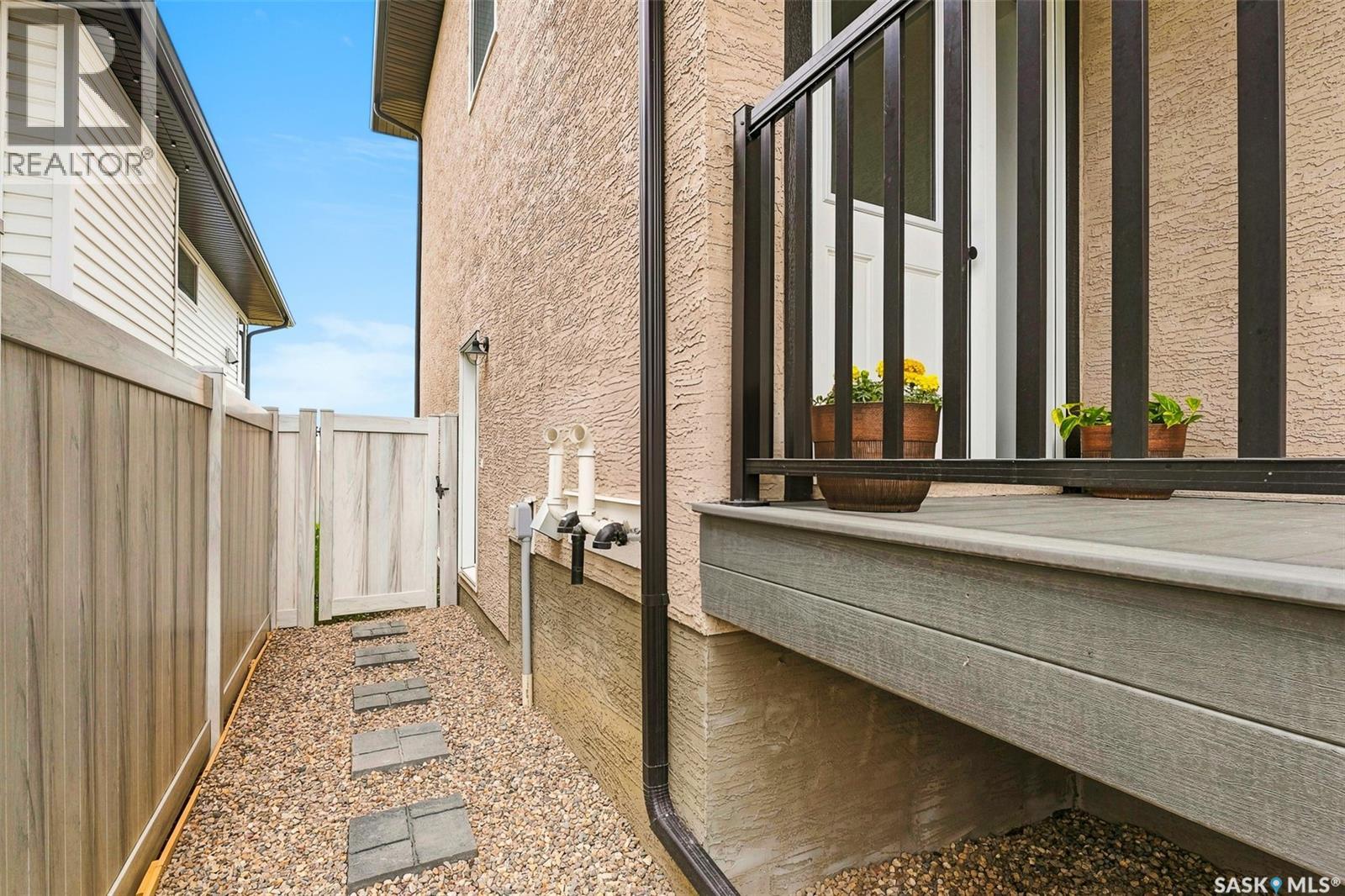 8718 Wheat CRESCENT - Image 40