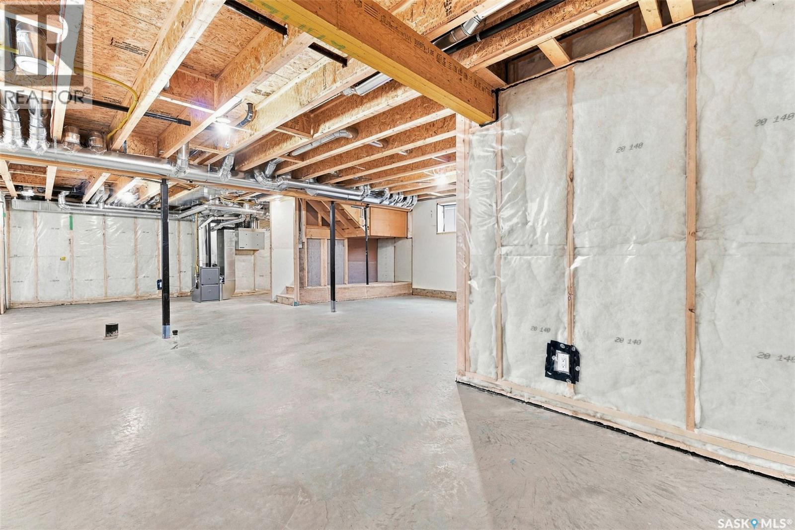 8718 Wheat CRESCENT - Image 35