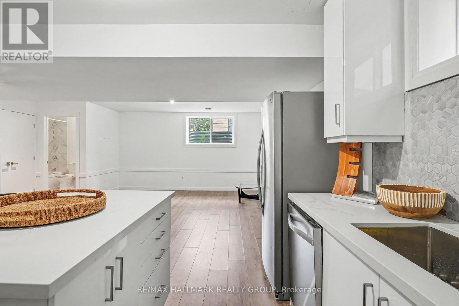 6 Bed, 5 Bath House for Sale in Ottawa – 75 ST CLAIRE AVENUE, Ottawa – MLS# X13680930 - Image 38