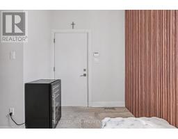 Living room - 75 St Claire Avenue, Ottawa, ON K2G2A5 Photo 12
