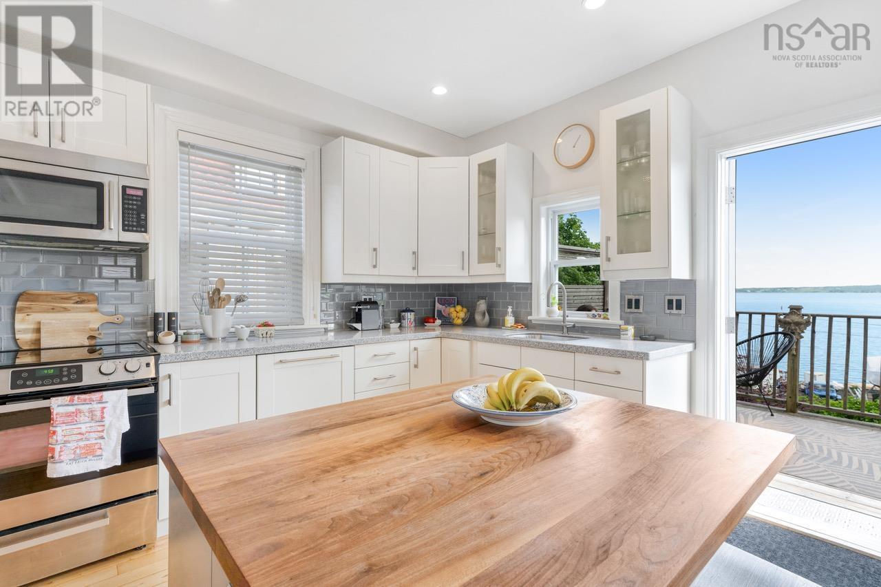 268 Montague Street - 10